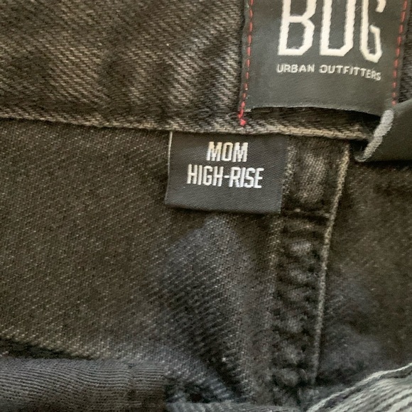 BDG Urban Outfitters Mom High-Rise 25 Black Denim Jeans - Picture 5 of 7
